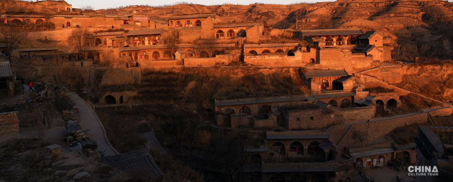 Cave dwellings in Qikou Ancient Town 